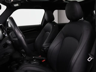 MINI Cooper S Mini Cooper S 2.0 John Cooper Works | Panoramadak | Stoelverwarming | Camera | Carplay | Full LED | Leder | Harman/Kardon | Climate control | Cruise control - afbeelding nr 5