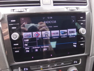 Volkswagen Golf AUTOMAAT / NAVI / CLIMA / PDC / BLUETOOTH / CRUISE / CARPLAY / NL-AUTO - afbeelding nr 9