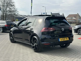 Volkswagen Golf Volkswagen Golf 1.4 TSI GTE | Pano | 19 Inch | Camera - afbeelding nr 2