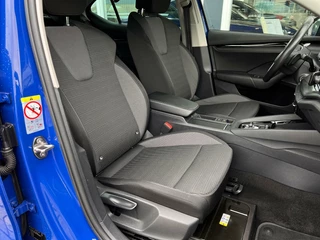 Škoda Octavia Skoda Octavia 1.0 e-TSI Business Edition | Navi | ACC | LED | Apple Carplay/Android Auto | Keyless Entry/Start | PDC | Rijstrooksensor | Climate Control | - afbeelding nr 26