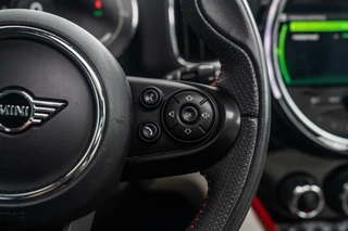MINI Countryman Mini Countryman 2.0 Cooper S E ALL4 220PK Leder|Pano|JCW|VOL - afbeelding nr 27