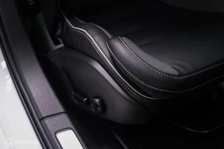 Volvo V60 Volvo V60 2.0 T8 Recharge AWD R-Design | NL auto | DAB+ | CarPlay | Adaptive | Blis | Rijklaar | - afbeelding nr 12