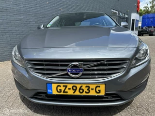 Volvo V60 Volvo V60 2.0 T3 Momentum - Volvo dealer onderh. - afbeelding nr 11