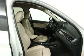 BMW X1 BMW X1 sDrive20i Centennial High Executive - afbeelding nr 20