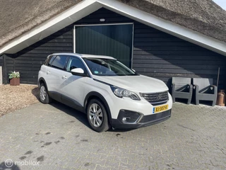 Peugeot 5008 1.2 PureTech Advanced Grip Control Allure, Leer