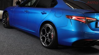 Alfa Romeo Giulia Alfa Romeo GIULIA 2.0 T GME AWD Tributo Italiano / FACELIFT / Digital Cockpit / Acc / HK / Leder / Elek Stoelen / Camera / 19 Inch - afbeelding nr 44