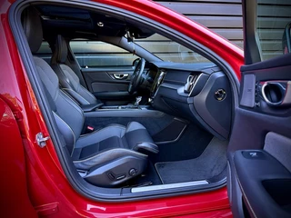 Volvo S60 Volvo S60 2.0 T5 R DESIGN PANO|HUD|HK|PILOTASS|BLINDSPOT VOL! - afbeelding nr 21