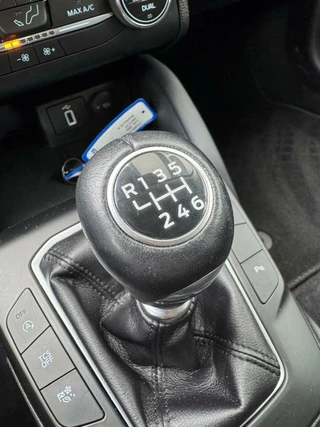 Ford Focus Ford Focus Wagon 1.5 EcoBlue Titanium Business|Cruise control|Airco|Trekhaak|Navi| - afbeelding nr 18