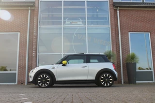 MINI Electric ➡️ Mini Mini Electric Yours 33 kWh | 1e eigenaar | inc BTW | NL auto | Pano | Head-up | Harman-kardon | Camera | LED | Sportstoelen | Leer | DAB | PDC | Climate control | - afbeelding nr 5