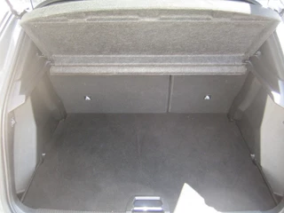 Peugeot 2008 Peugeot 2008 1.2 ALLURE - afbeelding nr 13