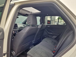 Volkswagen T-Roc Volkswagen T-Roc 1.5 TSI DSG 150PK 2x R-Line /Pano /1e eigenaar /Garantie - afbeelding nr 10