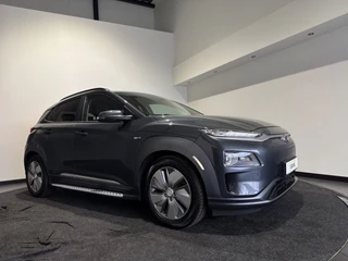 Hyundai Kona EV Premium 64 kWh