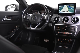 Mercedes-Benz GLA Mercedes-Benz GLA 180 AMG Line *Navigatie*Camera*2x AMG* - afbeelding nr 19