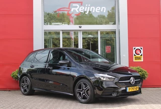 Mercedes-Benz B-Klasse Mercedes-Benz B-klasse 250e 218PK BUSINESS SOLUTION AMG NIGHT EDITION | NAVIGATIE | SFEERVERLICHTING | ACHTERUITRIJCAMERA | PARKEERSENSOREN VOOR / ACHTER | ALCANTARA / KUNSTLEDER BEKLEDING | VOORSTOELEN VERWARMBAAR | VERLICHTE INSTAPLIJSTEN | LICHTMETALEN AMG DUBBELSPAAKS VELGEN 18