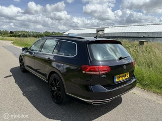 Volkswagen Passat Volkswagen Passat Variant 1.4 TSI GTE / CarPlay / LED / ACC - afbeelding nr 2