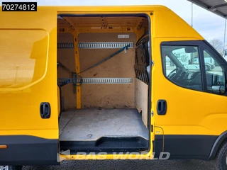 Iveco Daily Iveco Daily 35S16 Automaat L2H2 Ramp 3,5t Trekhaak Camera Airco Cruise L2 12m3 Airco Trekhaak Cruise control - afbeelding nr 9