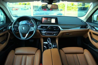 BMW 5 Serie ➡️ BMW 5-serie Touring 520i G31 Corporate Lease Executive | Luxury-Line | Camera | LED | Trekhaak | 2e eigenaar | 18 inch | 184 pk | Leer | Stoelverwarming | Cruise-control | - afbeelding nr 13