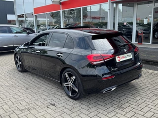 Mercedes-Benz A-Klasse Mercedes-Benz A-Klasse A200 AUT. 163PK LED NAVI PANO-DAK CAMERA SFEERVERLICHTING AIRCO - afbeelding nr 3