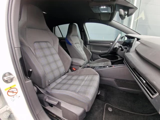 Volkswagen Golf Volkswagen Golf 8 GTE 245PK DSG /rijklaar incl. onderhoud - afbeelding nr 17