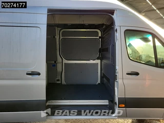 Mercedes-Benz Sprinter Mercedes Sprinter 519 CDI 190PK Automaat 2x Schuifdeur L3H3 Dubbellucht Navi Camera Parkeersensoren Trekhaak Airco L3 17m3 Airco Trekhaak - afbeelding nr 9