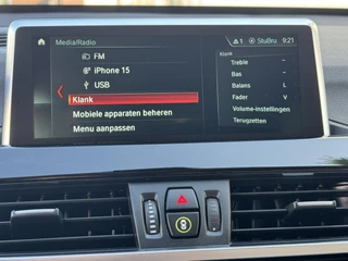 BMW X1 BMW X1 xDrive20i Executive Cruise control Climate control Trekhaak Dealeronderhouden Audio - afbeelding nr 29