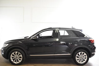 Volkswagen T-Roc Volkswagen T-Roc 1.5 TSI 150PK DSG STYLE VIRTUAL/CARPLAY/CAMERA - afbeelding nr 4