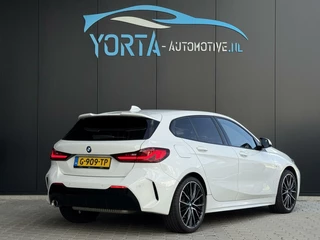 BMW 1 Serie BMW 1-serie 118i M Sport NL AUTO*SCHAALSTOEL*19 INCH*VIRTUAL - afbeelding nr 11