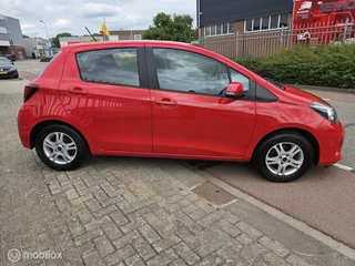 Toyota Yaris Toyota Yaris 1.0 VVT-i Access camera - afbeelding nr 4