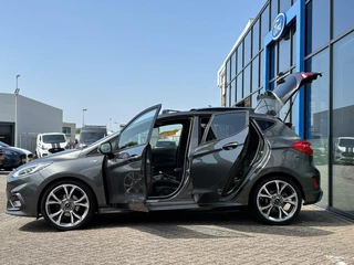 Ford Fiesta Ford Fiesta 1.0 EcoBoost ST-Line 100PK Winterpack Panodak Cruise Navi Climate Carplay Full-LED Parkeersensoren Achter Privacy Glass 18'' Inch Velgen *Sportief* - afbeelding nr 3