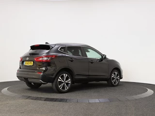 Nissan QASHQAI Nissan QASHQAI 1.3 DIG-T N-Connecta | Panoramadak |Stoelverwarming | Navigatie - afbeelding nr 2