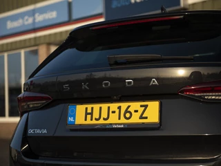 Škoda Octavia Škoda Octavia Combi 1.5 TSI MHEV Business Edition Plus | Matrix LED | Lounge Interieur | Chrome pakket | Stoel-, Stuur- & voorruitverwarming | Navi 13inch | Wireless App-connect | El. achterklep m.sensor | ACC - afbeelding nr 39