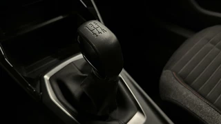 Peugeot 208 Peugeot 208 1.2 PureTech Blue Lease Active CARPLAY CRUISE NAVI - afbeelding nr 38