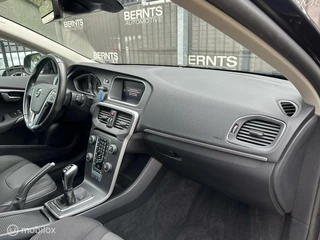 Volvo V40 Volvo V40 T2|Navigatie|Bluetooth|Parkeersensoren|Volvo on Call - afbeelding nr 20