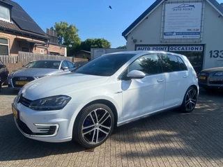 Volkswagen Golf Volkswagen Golf 1.4 TSI GTE DSG/XENON/CAMERA/SPORTSEATS - afbeelding nr 1