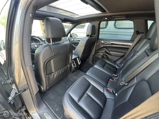 Porsche Cayenne Porsche Cayenne 3.0 D AFNEEMBARE TREKHAAK|KEYLESS|CAMERA - afbeelding nr 13