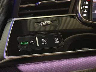 Audi RSQ8 Audi RS Q8 RSQ8 4.0 TFSI quattro | keramisch | Pano | Softclose | Standkachel | Trekhaak | B&O - afbeelding nr 27