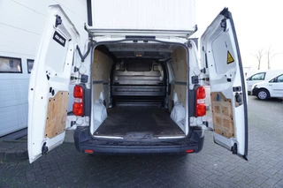 Opel Vivaro - Airco - Navi - Cruise - €12.499,- Excl. - afbeelding nr 10