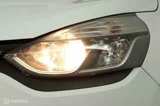 Renault Clio Renault Clio 0.9 TCe ECO Night&Day | Airco | Cruise | Navi | Trekhaak | NL Auto | DEALER-STAAT - afbeelding nr 38