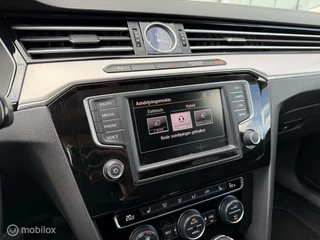 Volkswagen Passat Volkswagen Passat Variant 1.4 TSI GTE / CarPlay / LED / ACC - afbeelding nr 22