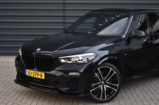 BMW X5 | Panoramadak | 22'' Velgen | Luchtvering | 4-Wiel Besturing | Harman/Kardon | Camera | Kristallen Pook | Incl. BTW | Orig. NL | - afbeelding nr 36