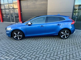 Volvo V40 Volvo V40 2.0 D3 Polar+ Sport R-Design - afbeelding nr 2