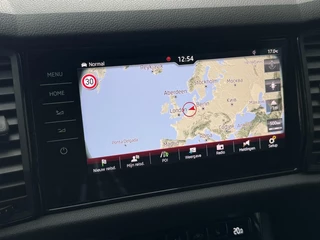 Škoda Kodiaq Skoda Kodiaq 1.5 TSI Sportline Automaat | Trekhaak uitklapbaar | Grootscherm navigatiesysteem | Stoelverwarming | Adaptieve cruise control | Dode hoek detectie | Canton HiFi | LED | Achteruitrijcamera | Parkeersensoren voor en achter - afbeelding nr 13