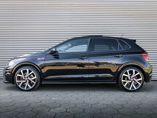 Volkswagen Polo Volkswagen Polo 2.0 TSI GTI Pano Beats Navi Alcantara VOL!! - afbeelding nr 8
