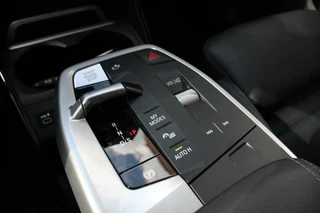 BMW 2 Serie BMW 2-serie Active Tourer 230e xDrive | Pano | H&K | Trekhaak - afbeelding nr 27
