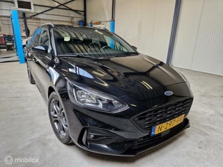 Ford Focus Ford Focus Wagon 1.0 EcoBoost Hybrid ST Line Business 106291 km - afbeelding nr 15