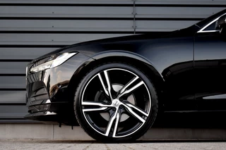 Volvo V90 Volvo V90 2.0 D4 Momentum | 21'' R-Design Velgen | Trekhaak wegklapbaar | ACC | Lederen Bekleding | - afbeelding nr 37