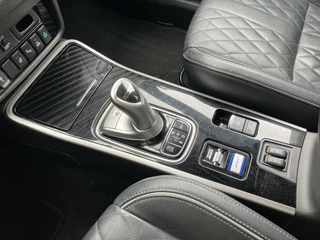 Mitsubishi Outlander Mitsubishi Outlander 2.4 PHEV Instyle 225 pk 4WD AUT. | 1e eigenaar | dealer onderhouden | leder interieur | trekhaak | navigatie - afbeelding nr 35
