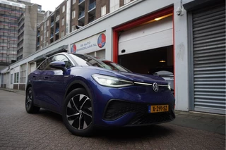 Volkswagen ID.5 Pro 77 kWh | 94%SOH | Panoramadak | MATRIX | Leer | 360 camera |