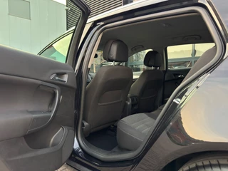Opel Insignia Opel Insignia Sports Tourer 1.6 T Edition | Trekhaak| Navigatie | Cruise Control | Climate Control | Elektrische Achterklep - afbeelding nr 8
