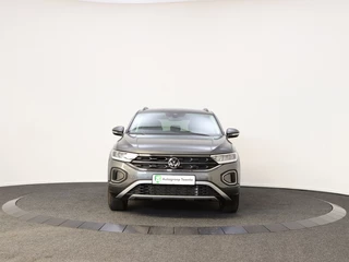 Volkswagen T-Roc Volkswagen T-Roc 1.5 TSI Life Bns | Private Lease 639,- p.m. | Navigatie | Camera - afbeelding nr 14